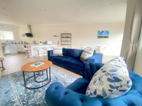 Green Parrot Holiday Apartment